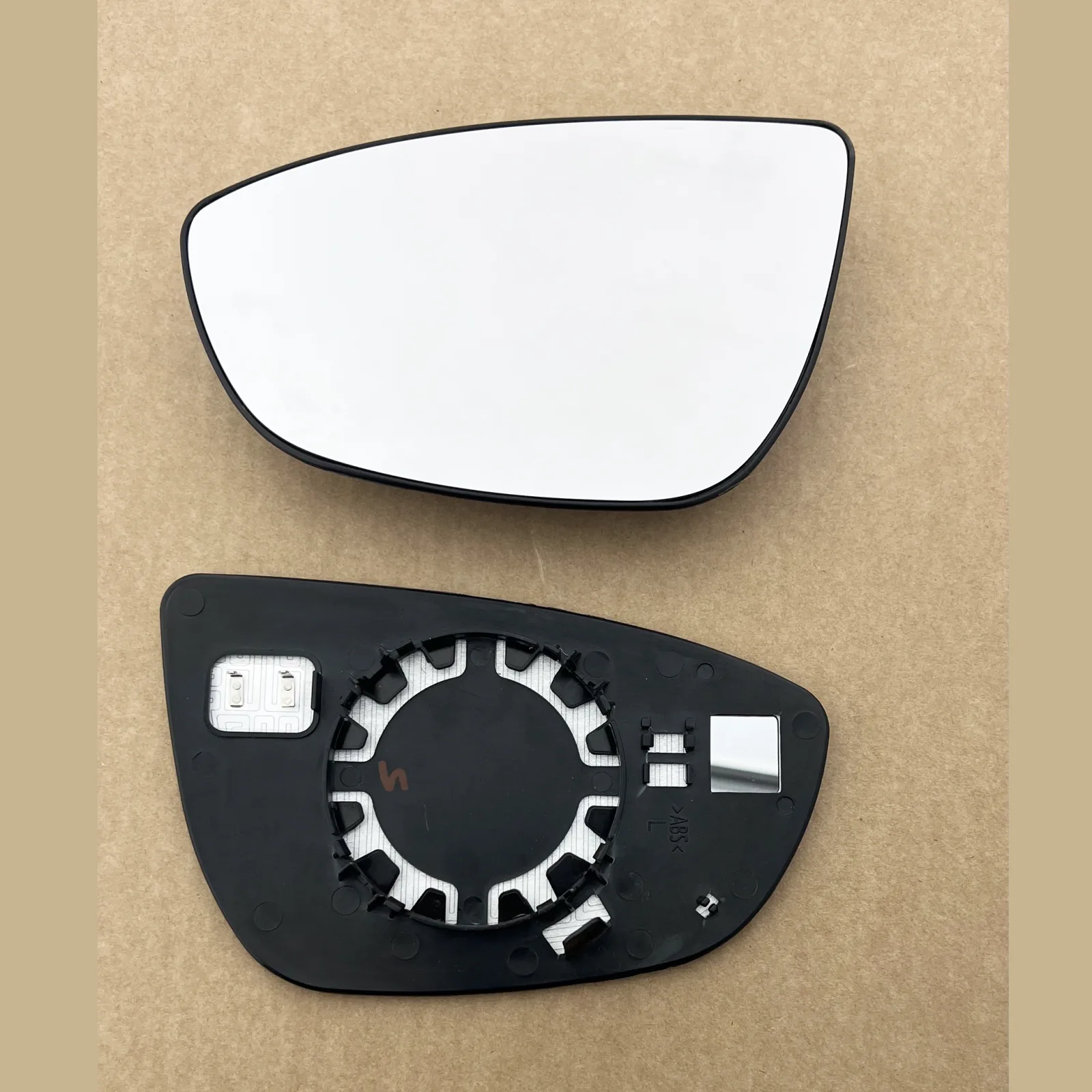 Clip on Wing Mirror Glass — Right Driver Side