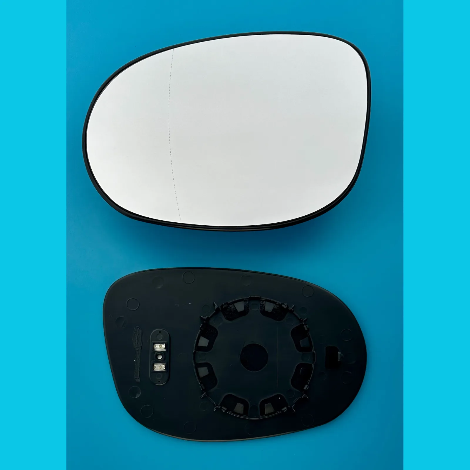 Clip on Wing Mirror Glass — Left Passenger Side