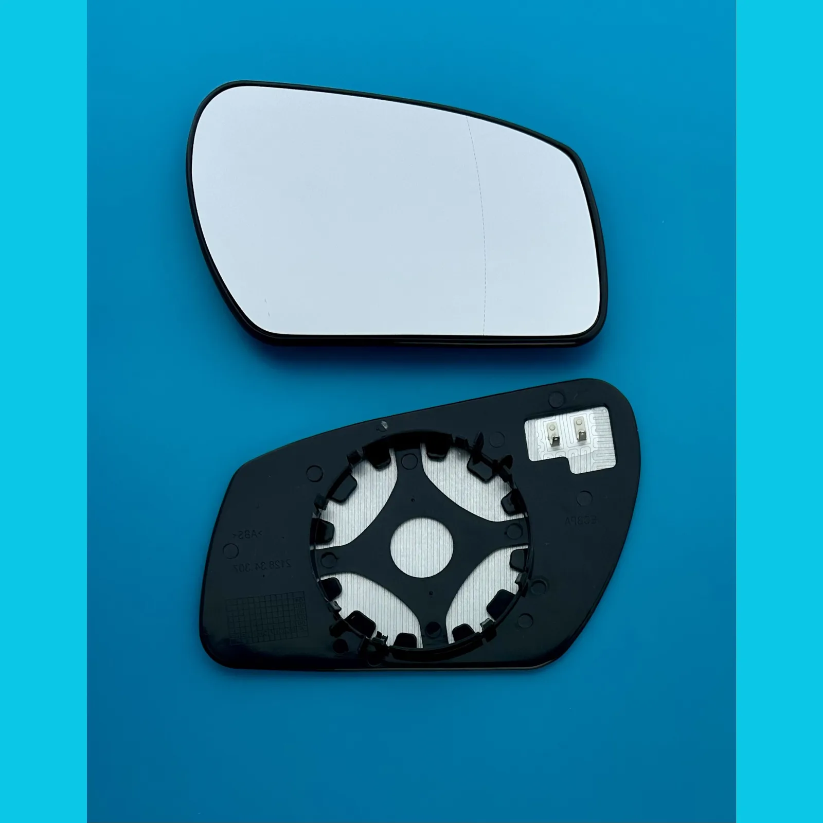 Clip on Wing Mirror Glass — Right Driver Side