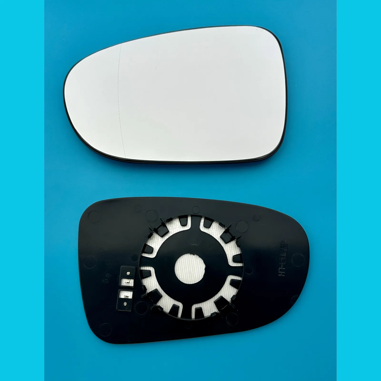 Clip on Wing Mirror Glass — Left Passenger Side