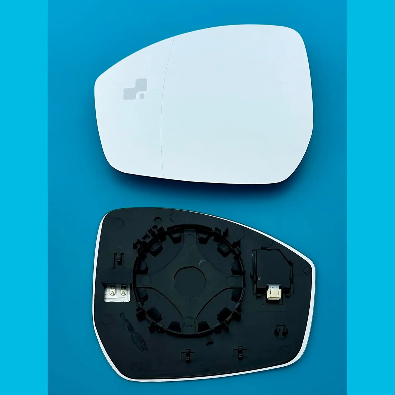 Clip on Wing Mirror Glass — Left Passenger Side