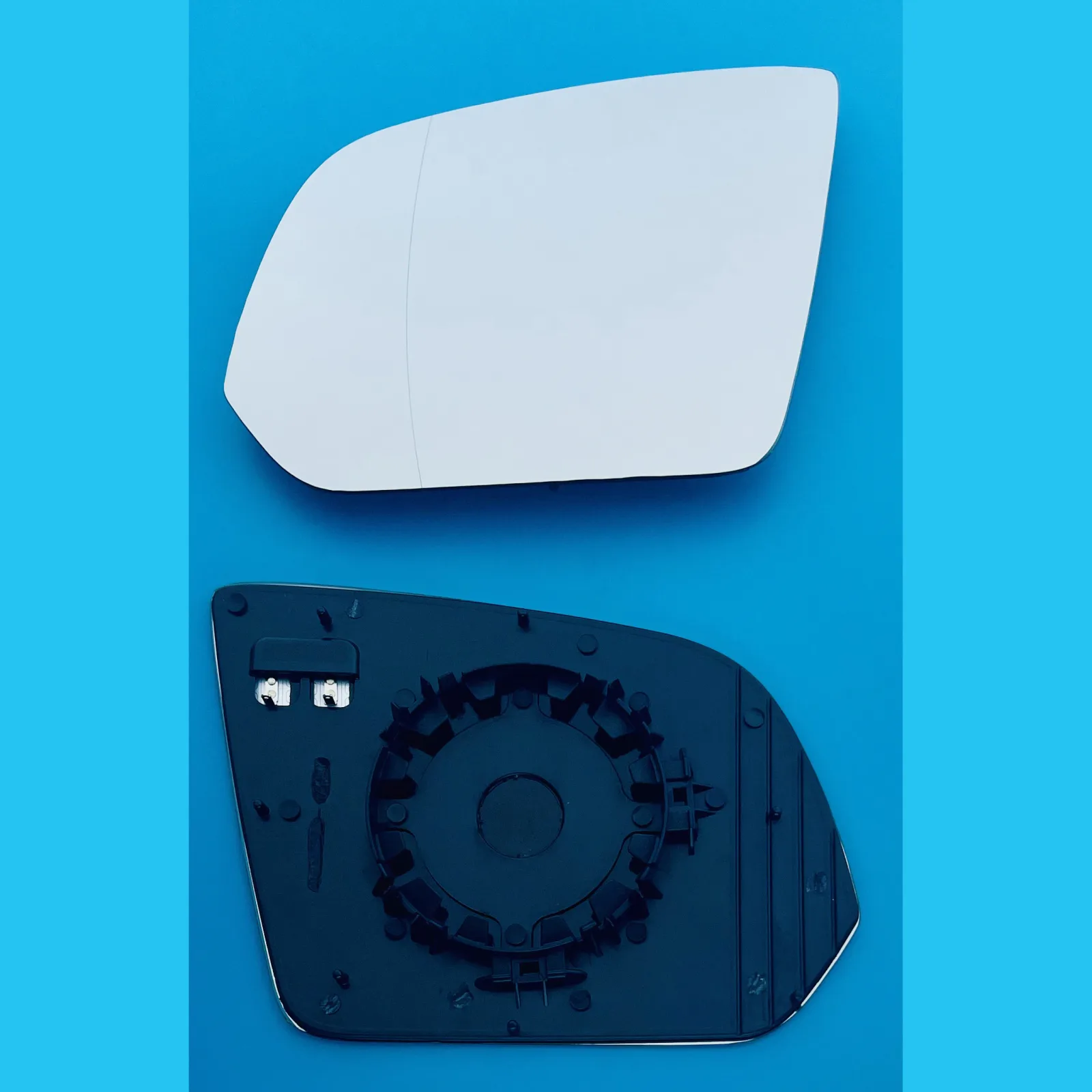 Clip on Wing Mirror Glass — Left Passenger Side