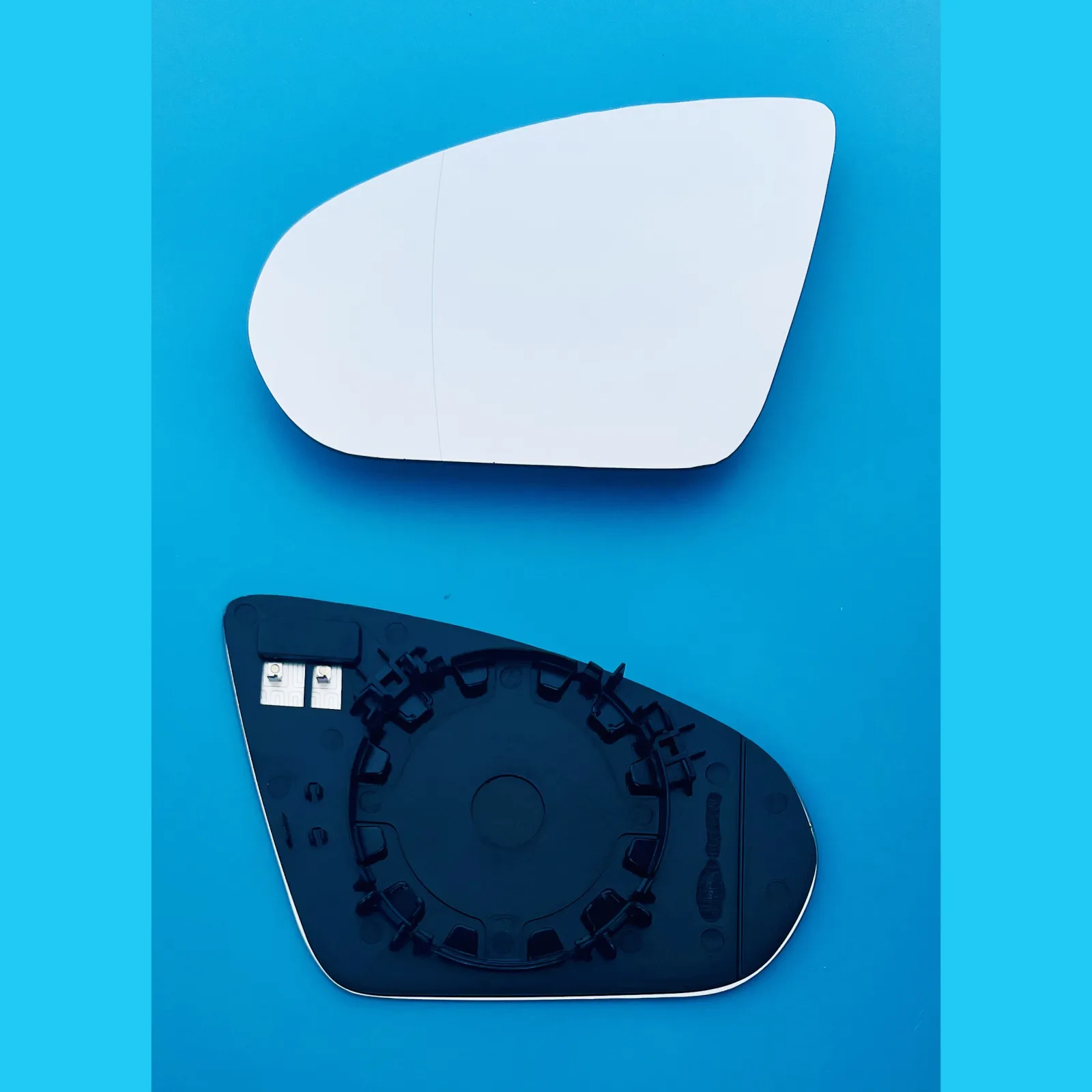 Clip on Wing Mirror Glass — Left Passenger Side