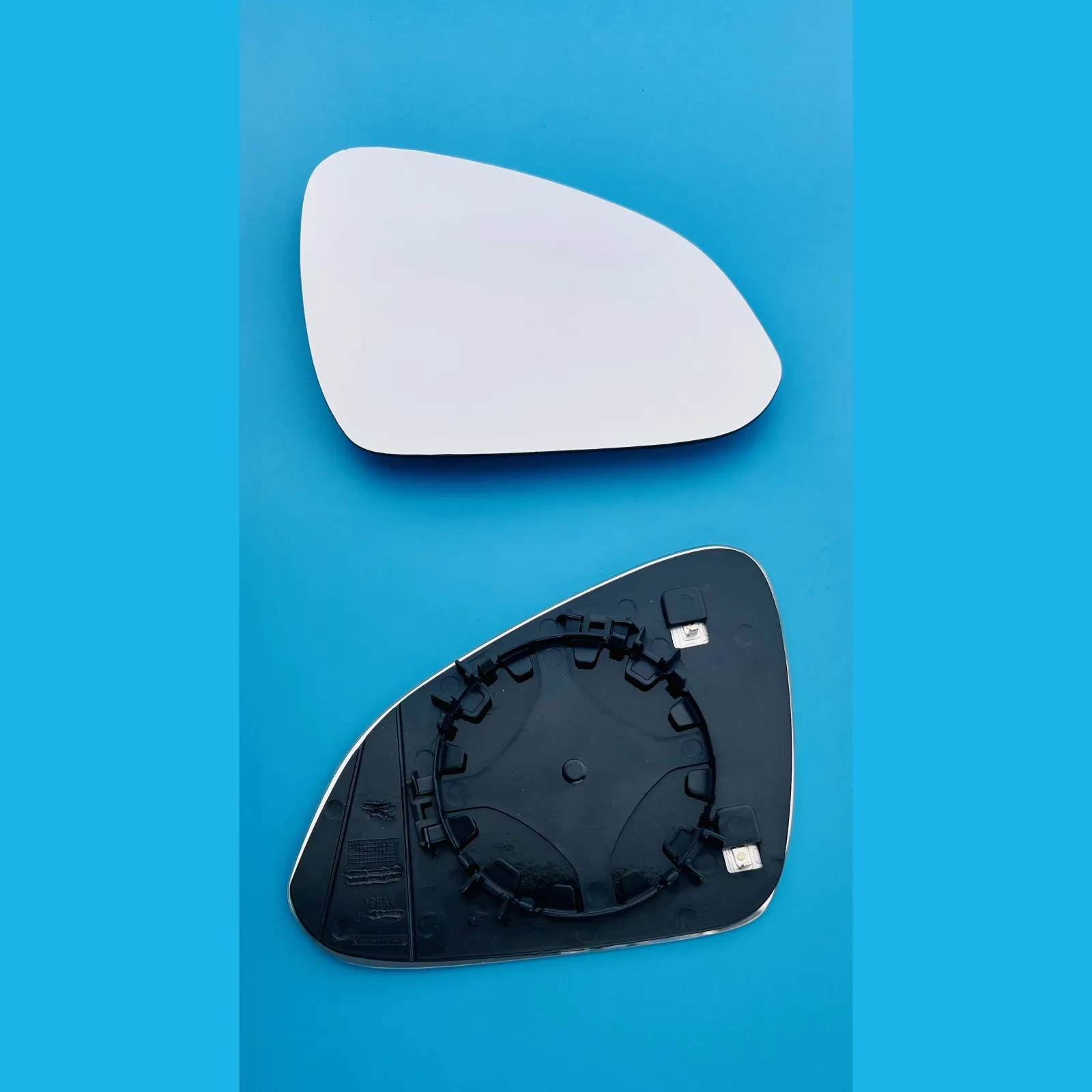 Clip on Wing Mirror Glass — Right Driver Side