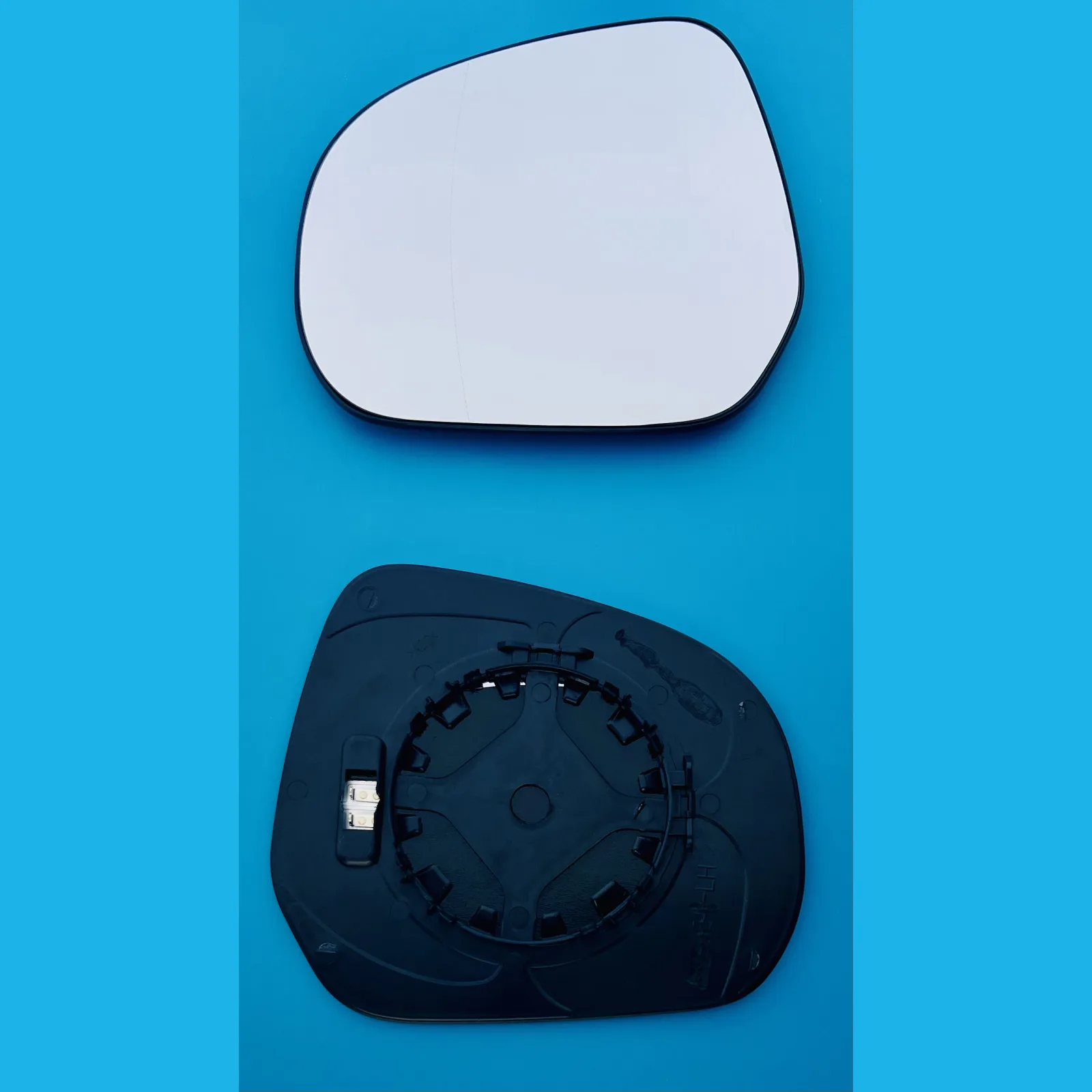 Clip on Wing Mirror Glass — Left Passenger Side