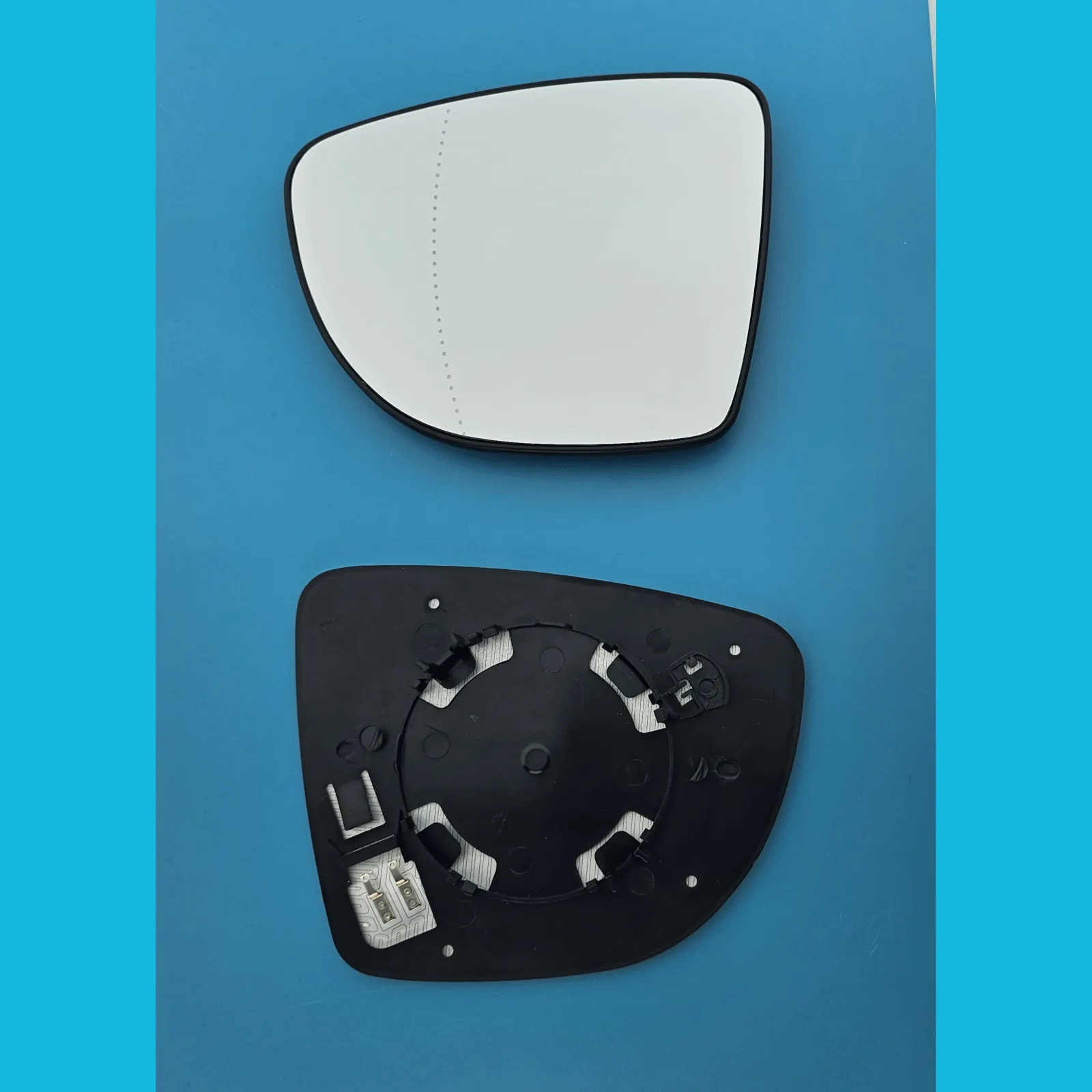 Clip on Wing Mirror Glass — Left Passenger Side