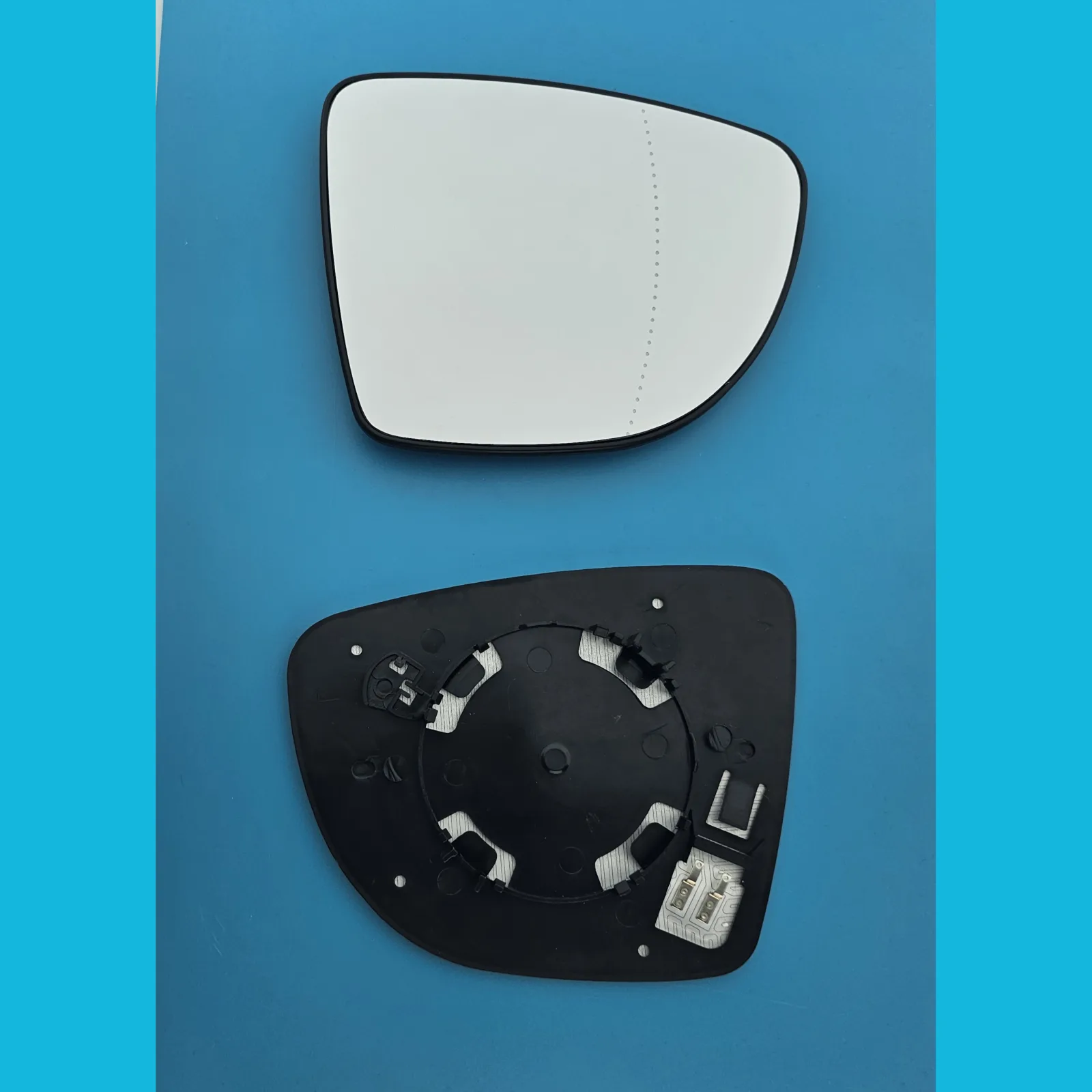 Clip on Wing Mirror Glass — Right Driver Side