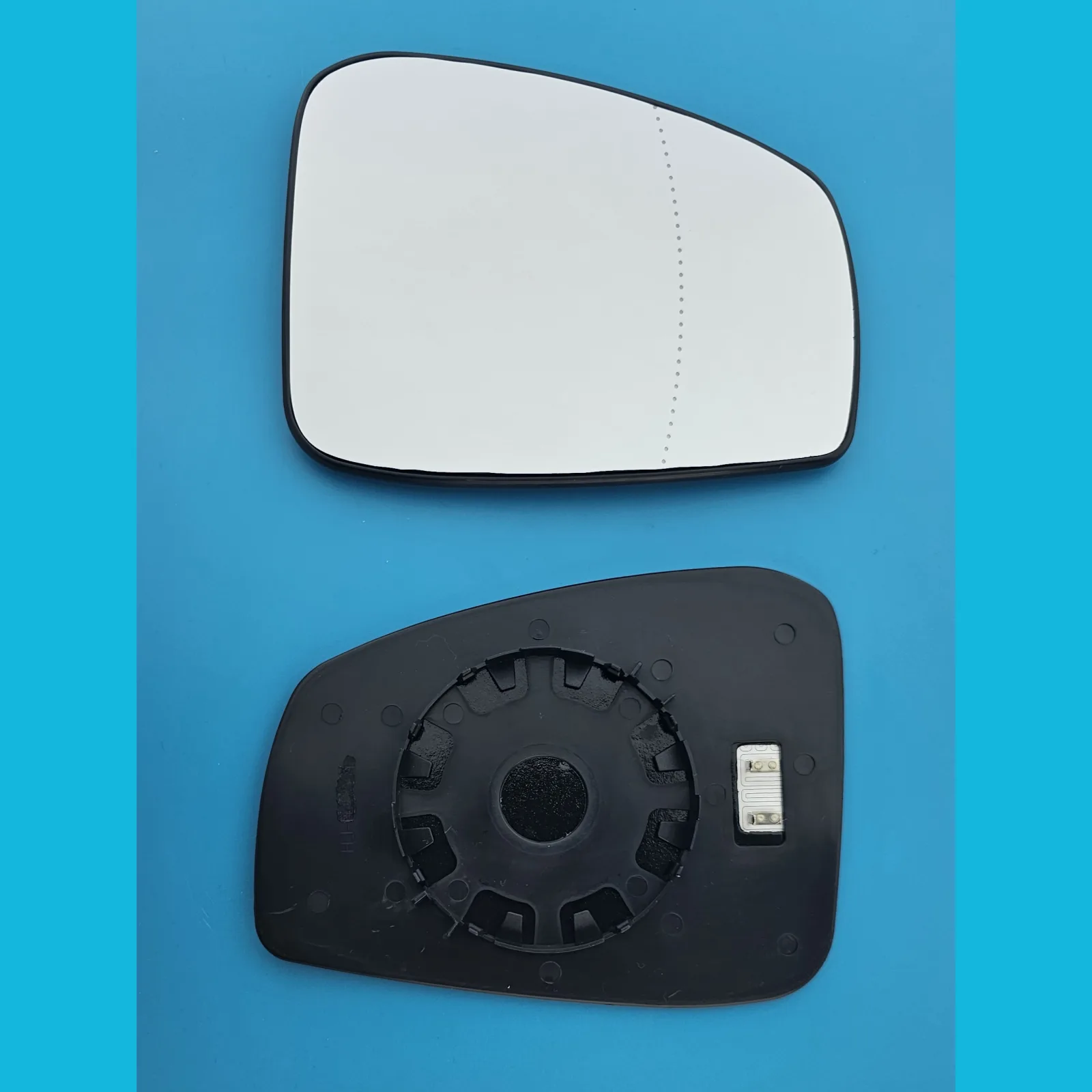 Clip on Wing Mirror Glass — Right Driver Side