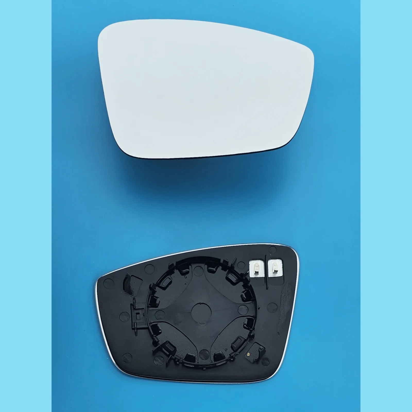Clip on Wing Mirror Glass — Right Driver Side