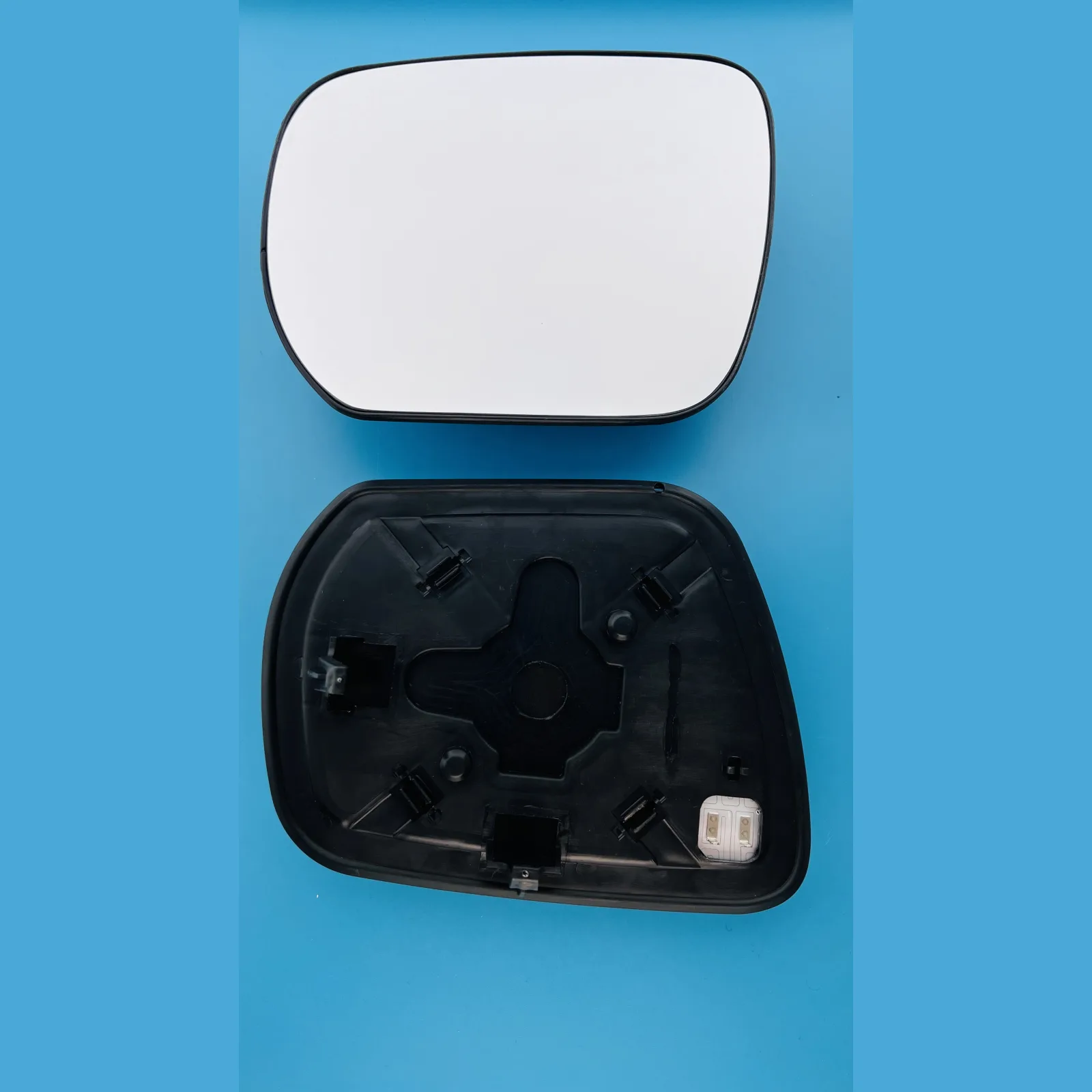 Clip on Wing Mirror Glass — Left Passenger Side
