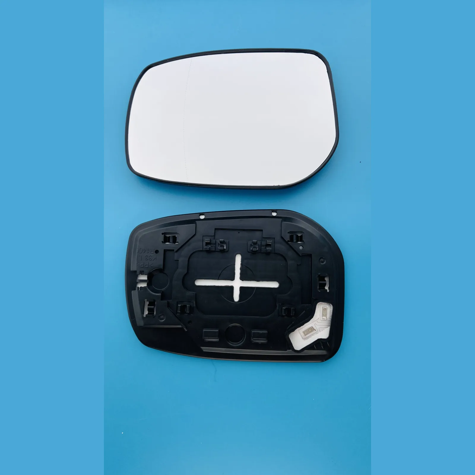 Toyota Yaris Clip-on Wing Mirror Glass 2006-2011 — Heated, Convex — Left Passenger Side