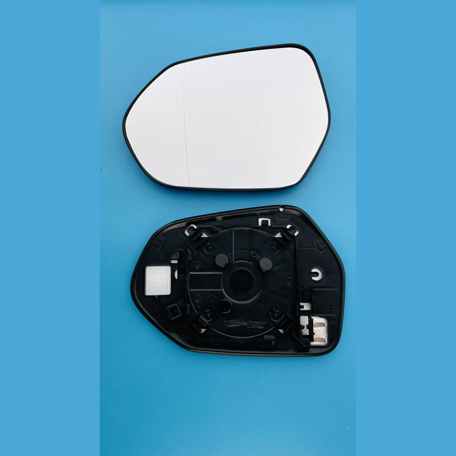 Clip on Wing Mirror Glass — Left Passenger Side