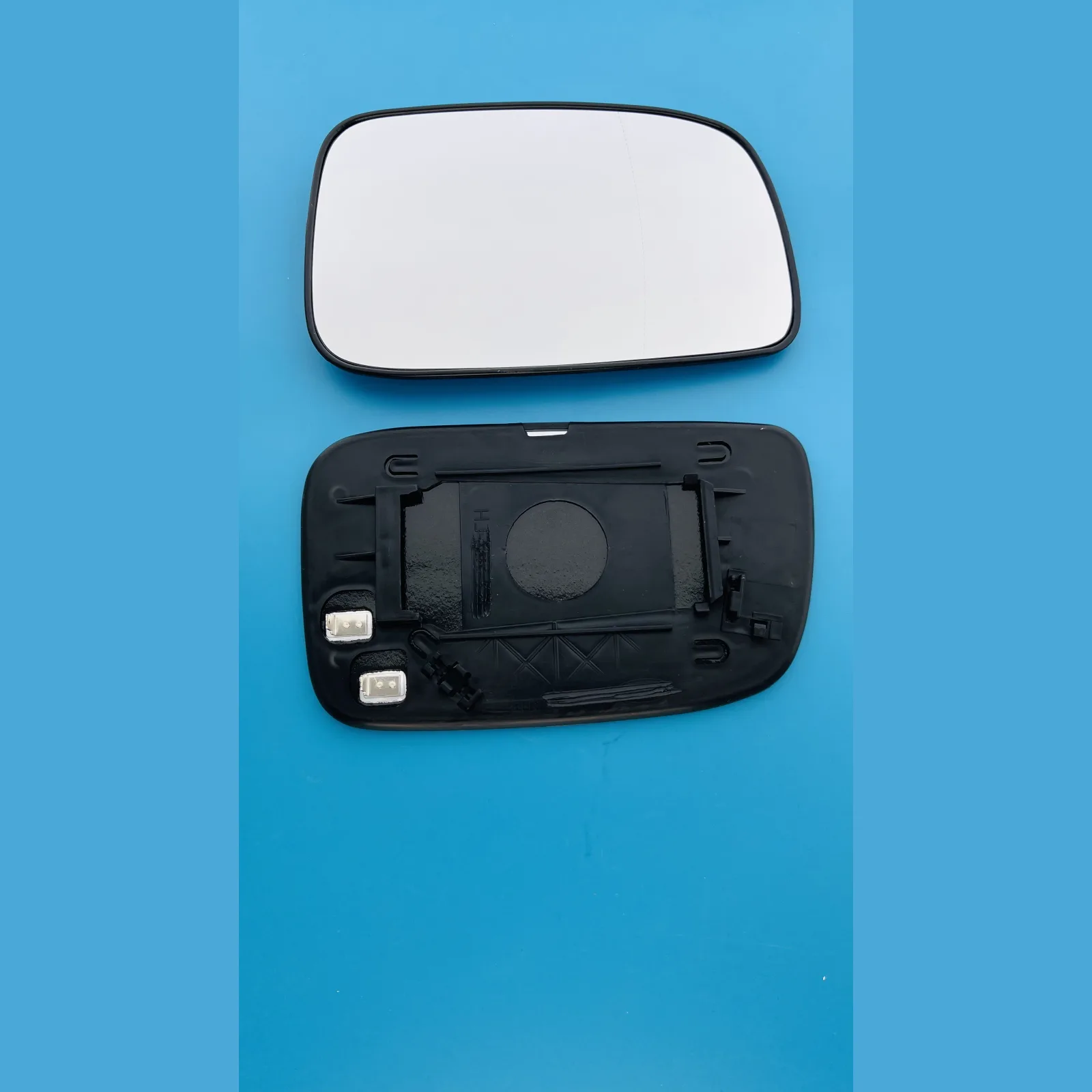 Clip on Wing Mirror Glass — Right Driver Side