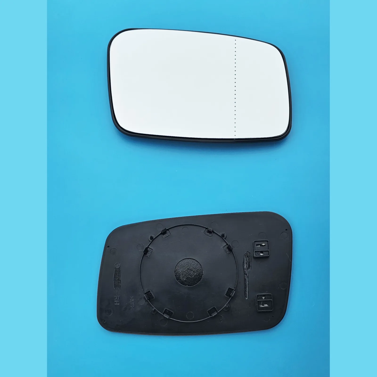 Clip on Wing Mirror Glass — Right Driver Side