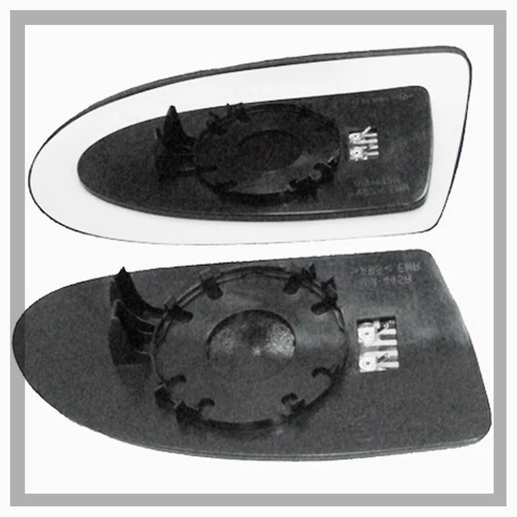 Clip on Wing Mirror Glass — Left Passenger Side