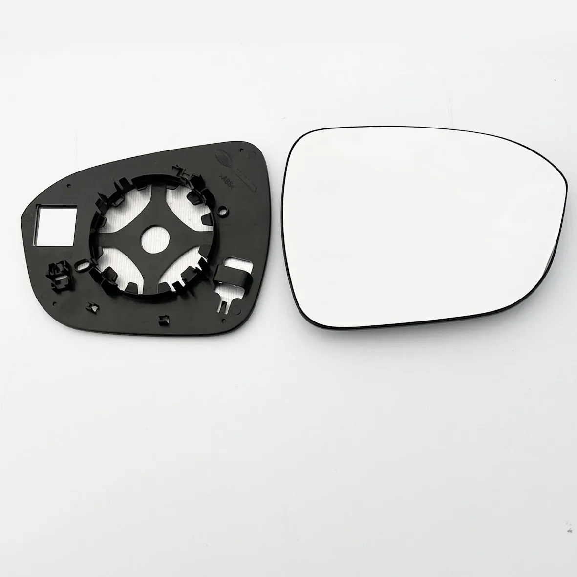 Nissan Juke Clip-on Wing Mirror Glass 2019 onwards — Heated, Convex — Right Driver Side
