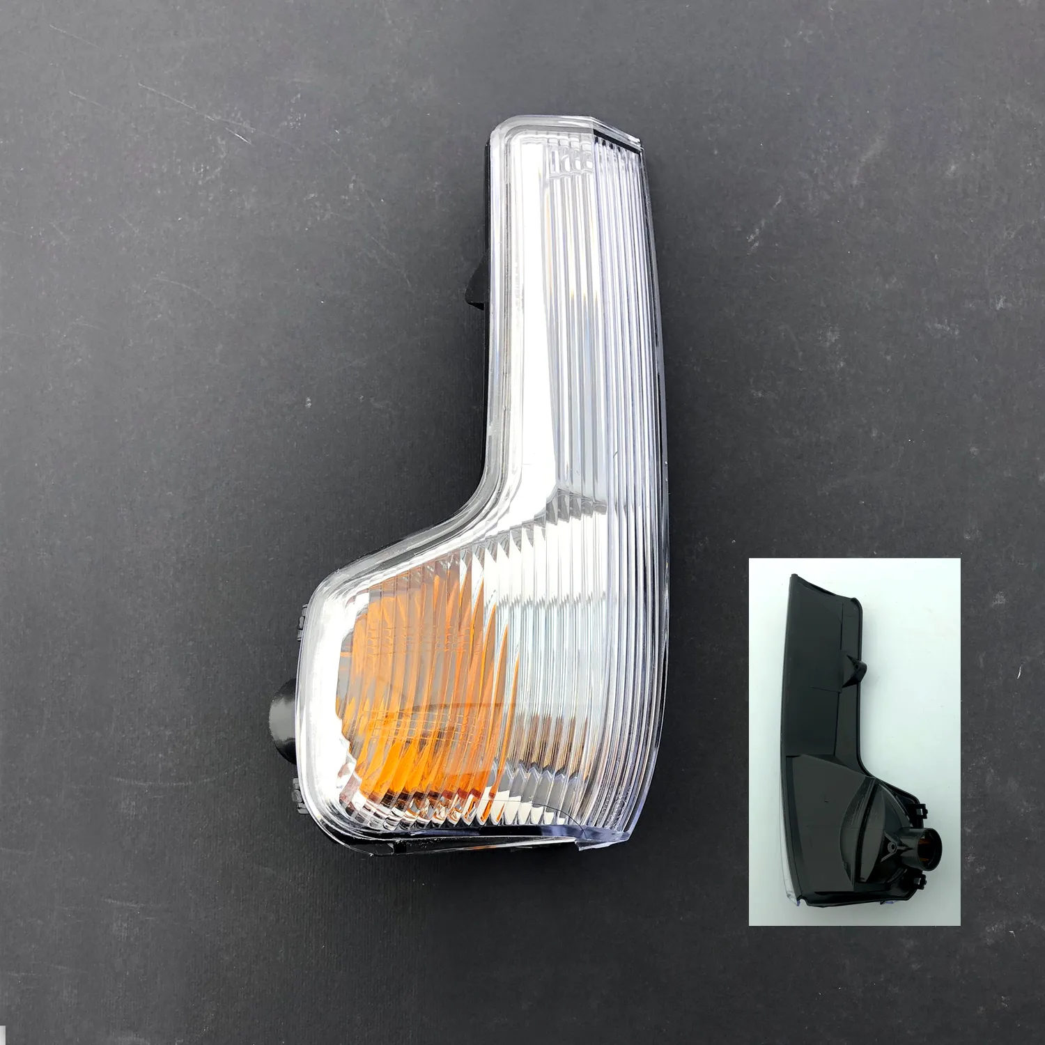 IVECO Daily Wing Mirror Indicator 2015-2024 — Amber Lens, Non-LED — Left Passenger Side