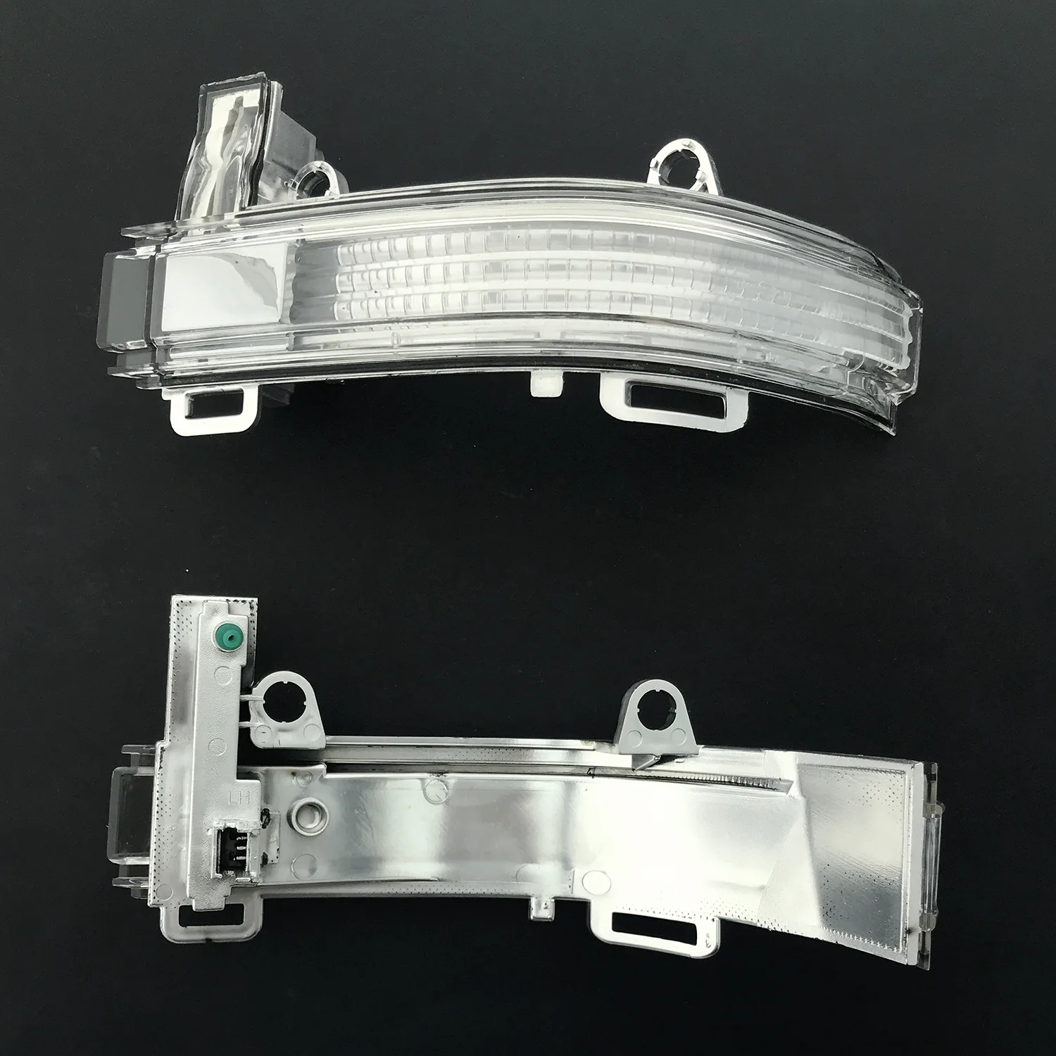 Volkswagen Crafter Wing Mirror Indicator 2017-2024 — Clear Lens, Non-LED — Left Passenger Side
