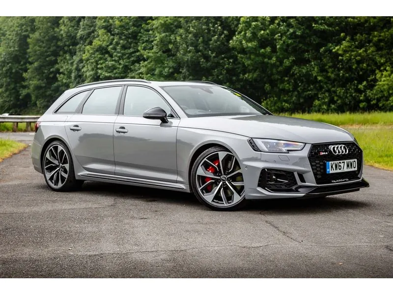 Audi RS4
