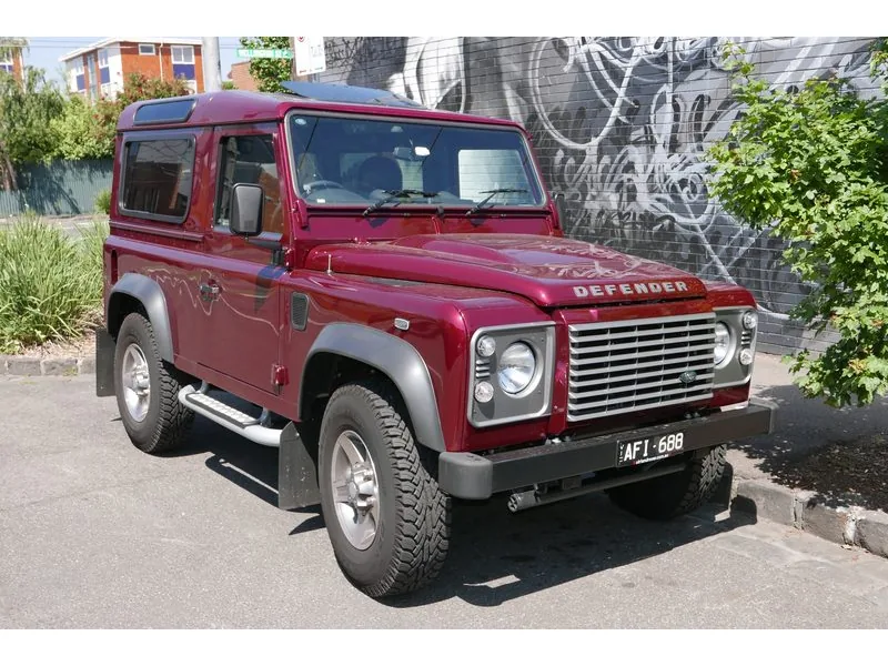 Land Rover Defender