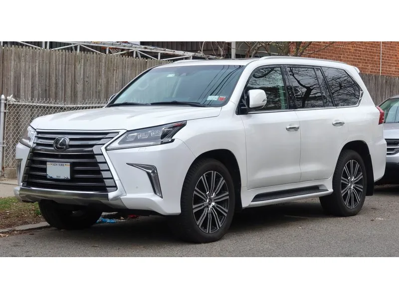 Lexus LX 400
